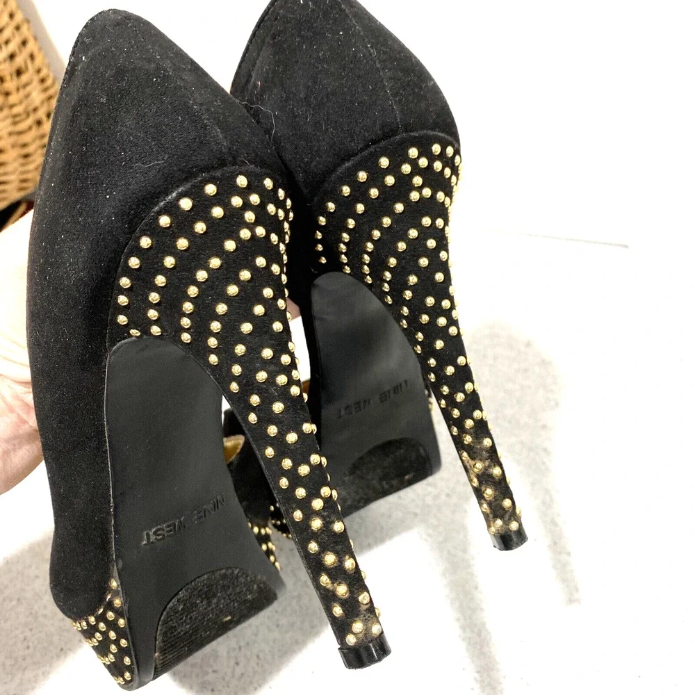 Nine West Gig high heel platform pumps black faux suede & gold studs US size 8M